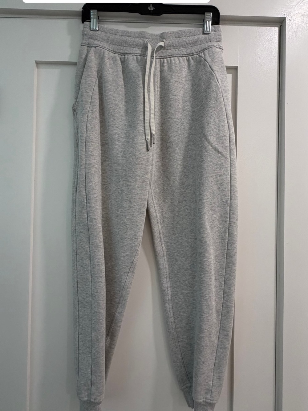 Lululemon Women’s Scuba Jogger